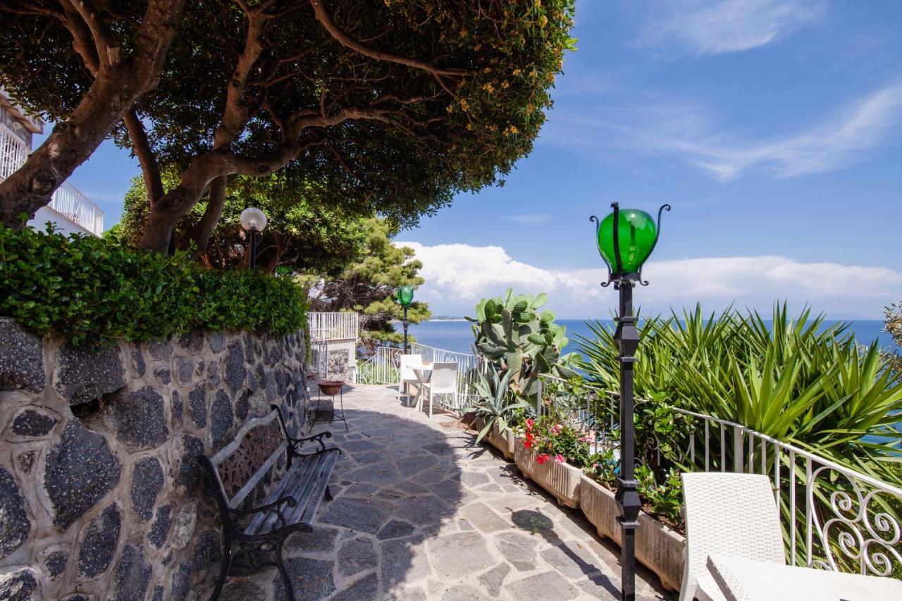 Hotel Don Felipe Isquia Exterior foto