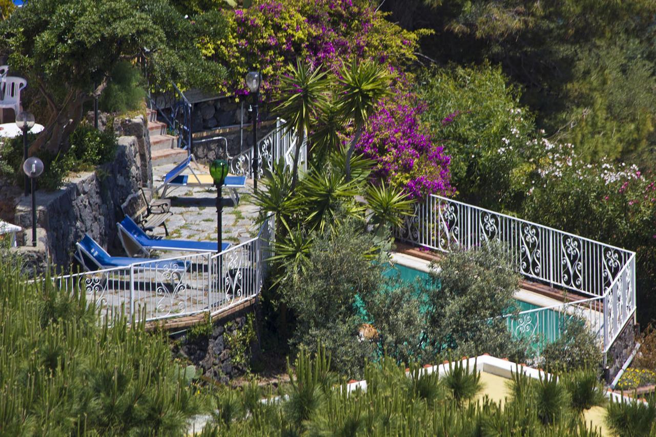 Hotel Don Felipe Isquia Exterior foto